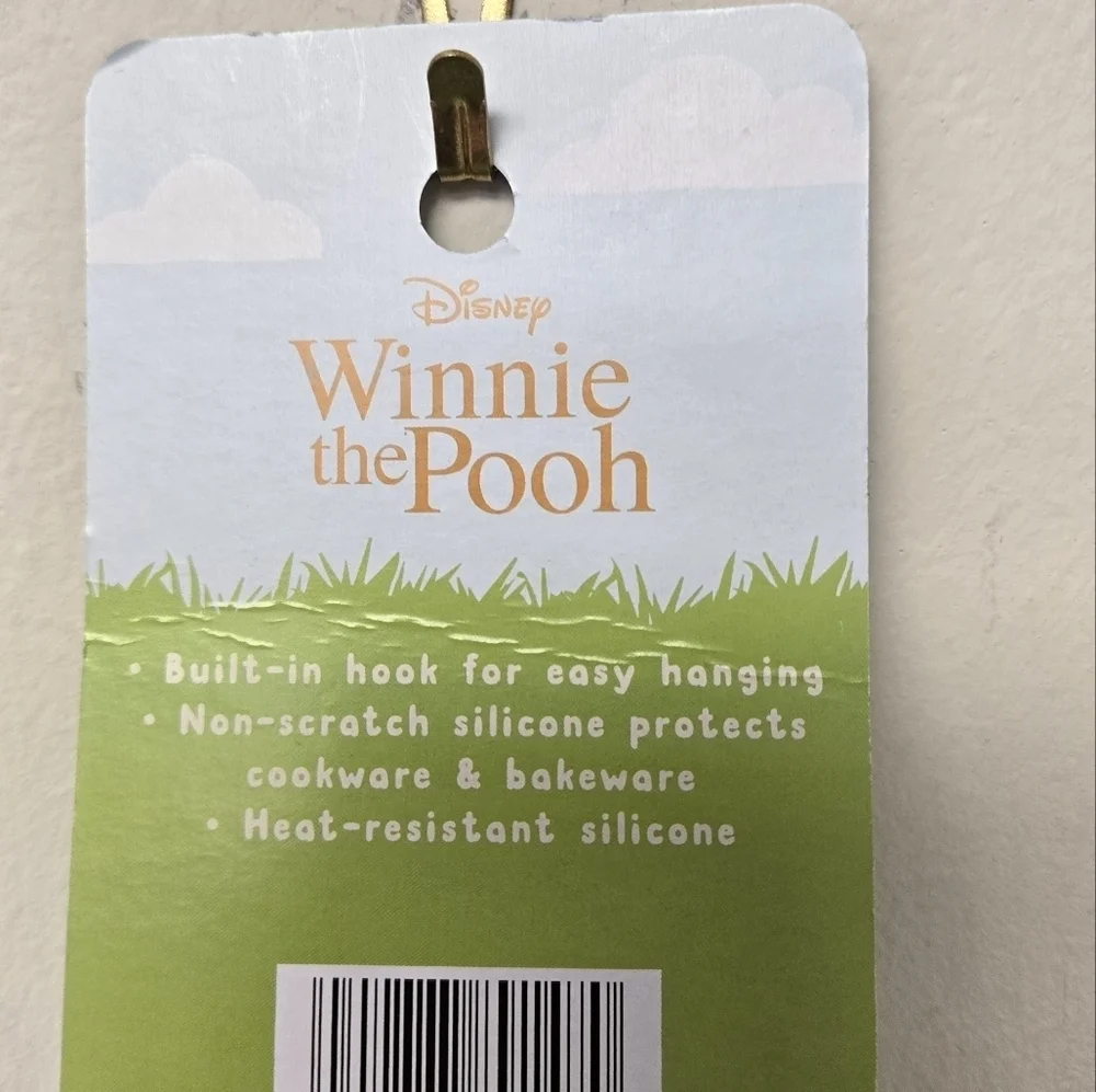 Disney Winnie the Pooh Spring Floral Spatula & Baking Liner Set
